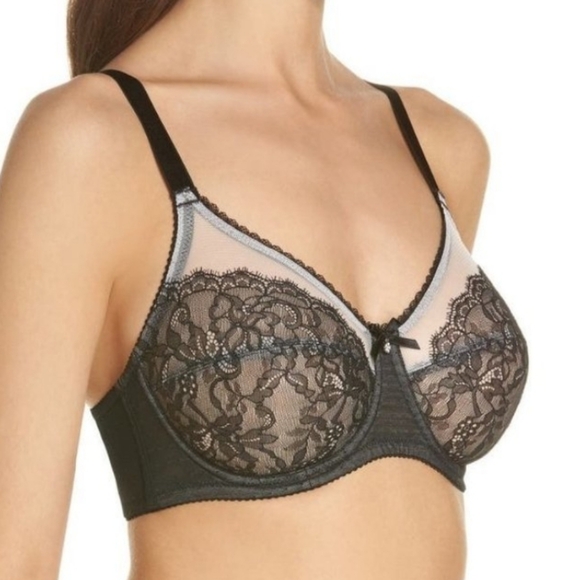 Wacoal Black and Cream Unlined Lace Bra With Wires - Picture 3 of 8